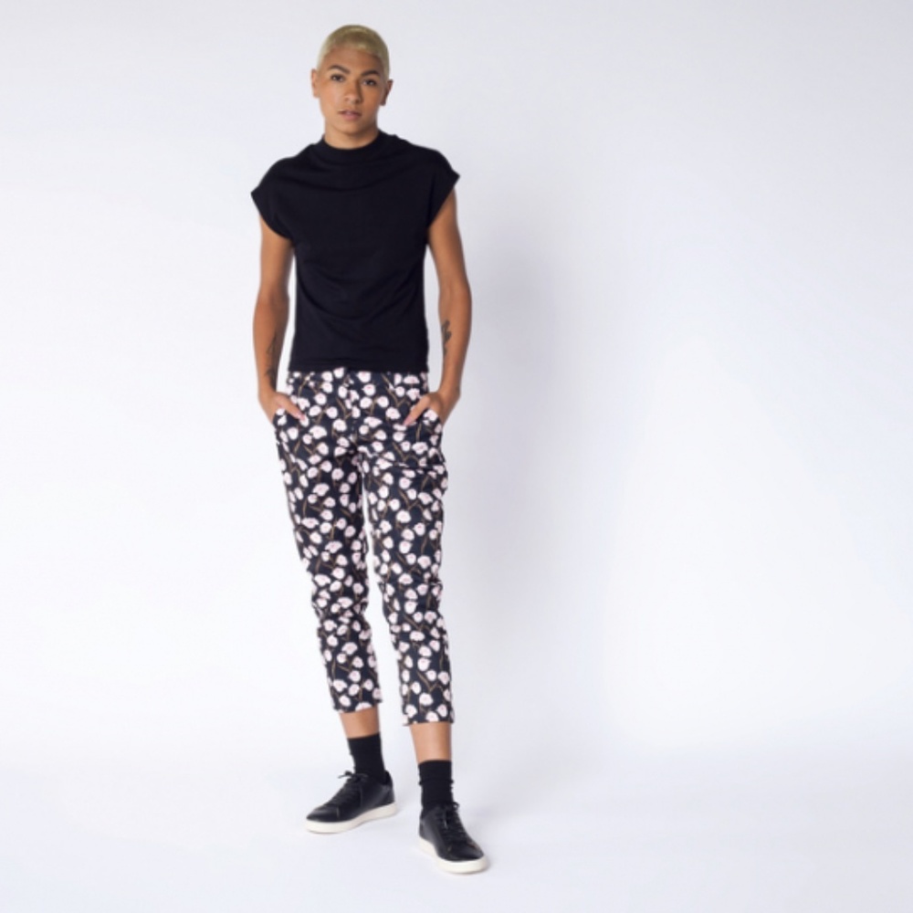 Wildfang Empower Blooms Crop Pant Sz 6